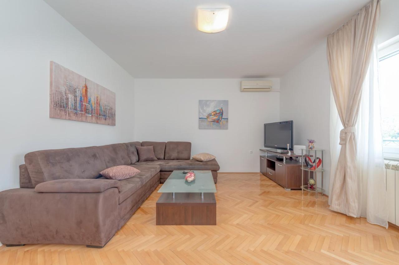 Apartments By The Sea Slatine, Ciovo - 11047 Exterior photo