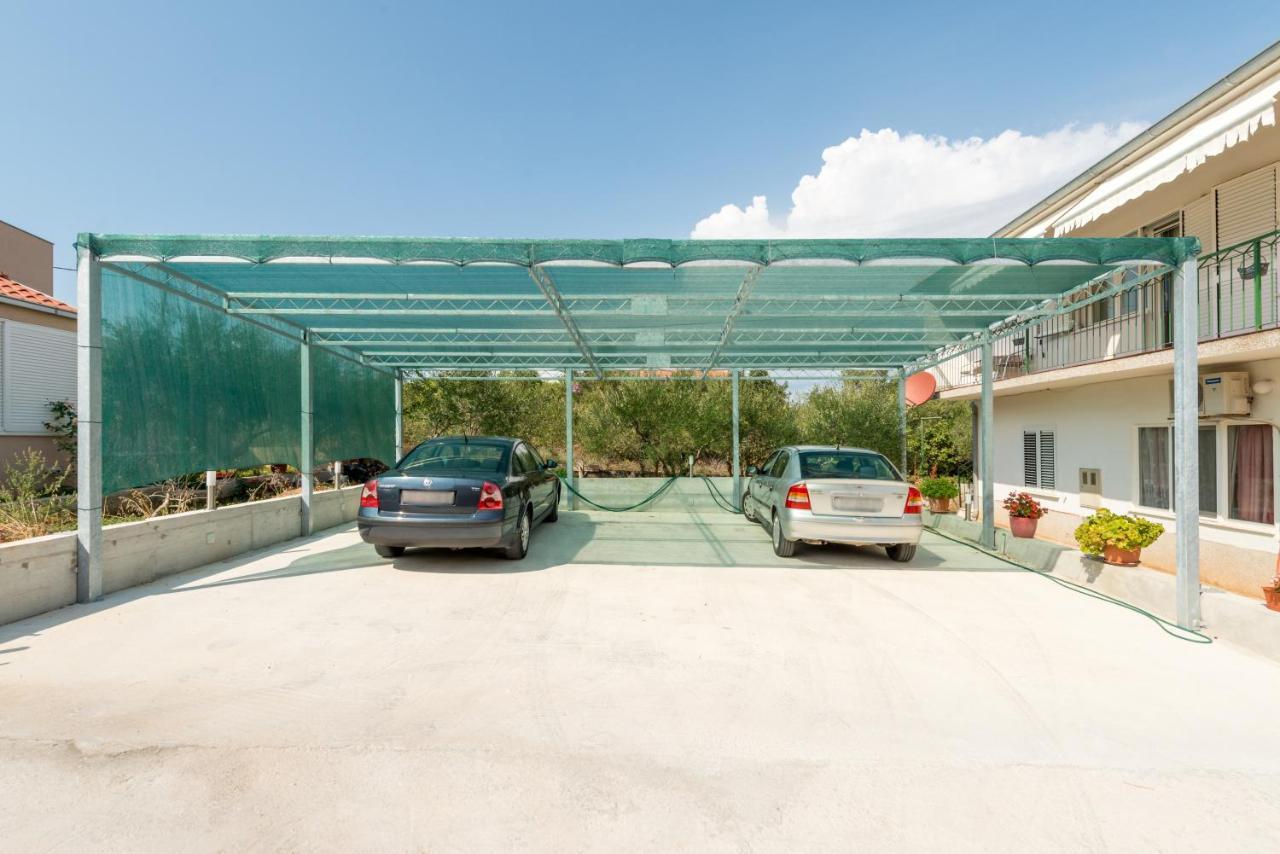 Apartments By The Sea Slatine, Ciovo - 11047 Exterior photo