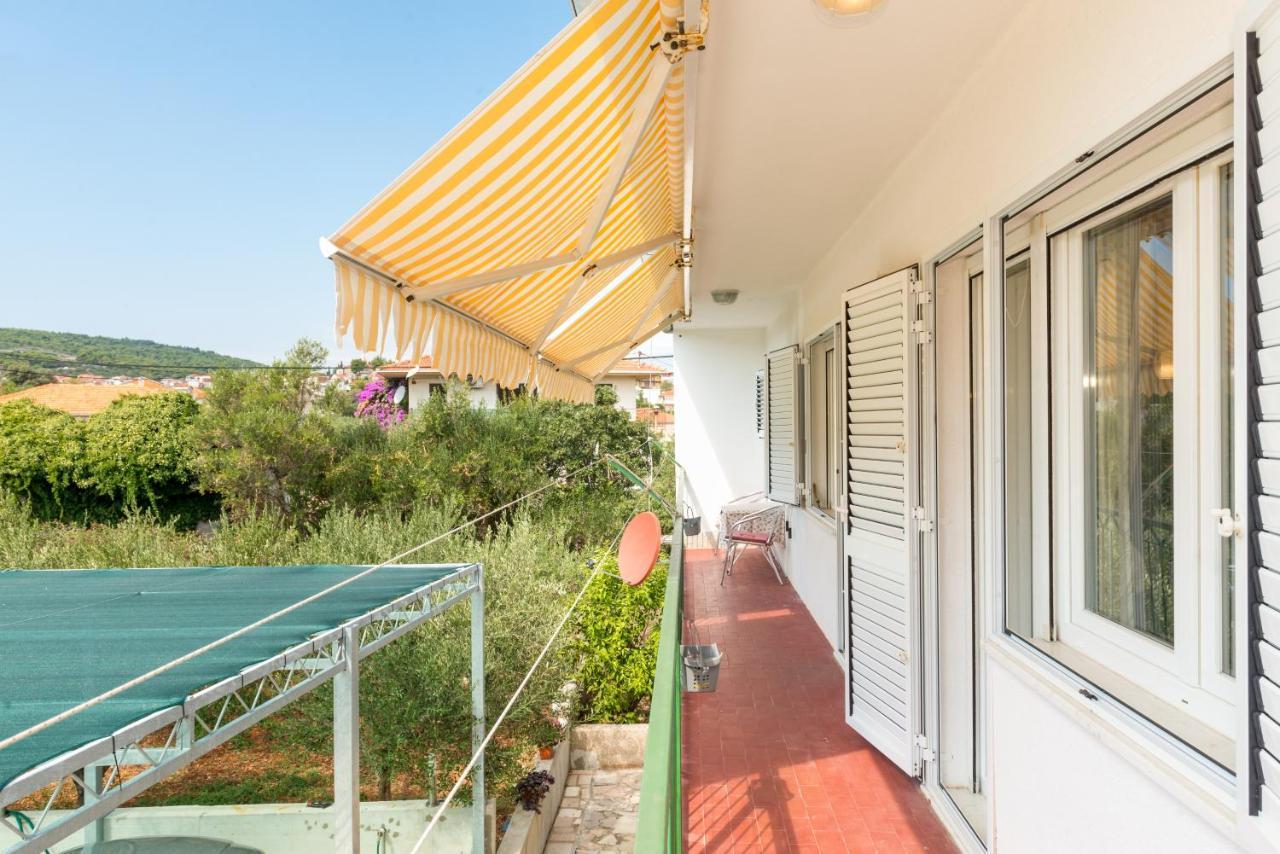 Apartments By The Sea Slatine, Ciovo - 11047 Exterior photo