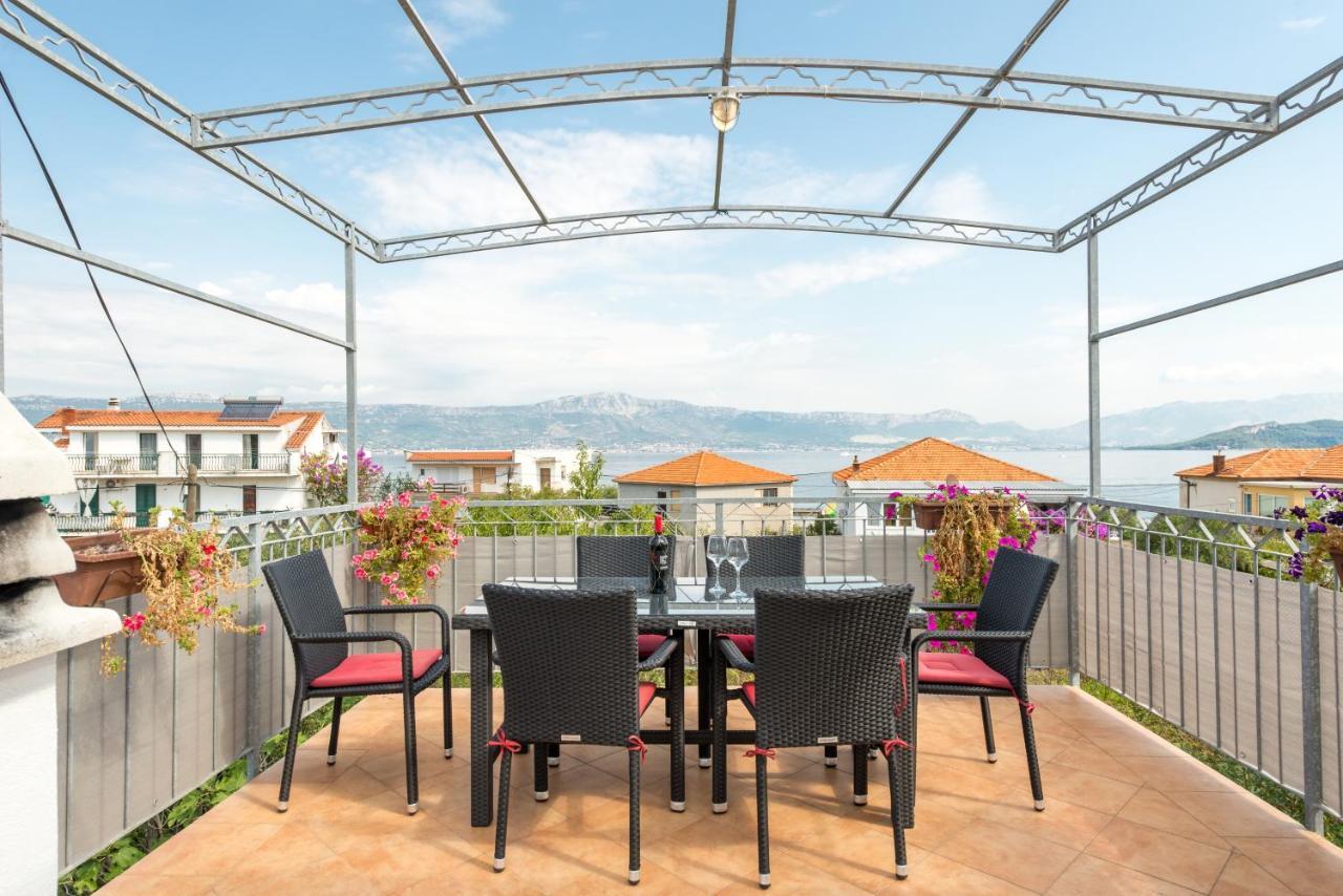 Apartments By The Sea Slatine, Ciovo - 11047 Exterior photo